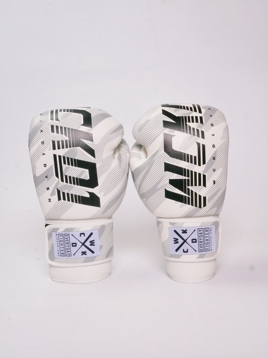 Wicked1 Boxing Gloves UPSET White (MF)Track padding (High density latex)
