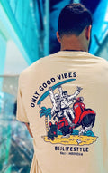T-shirt Only Good Vibe - Berg