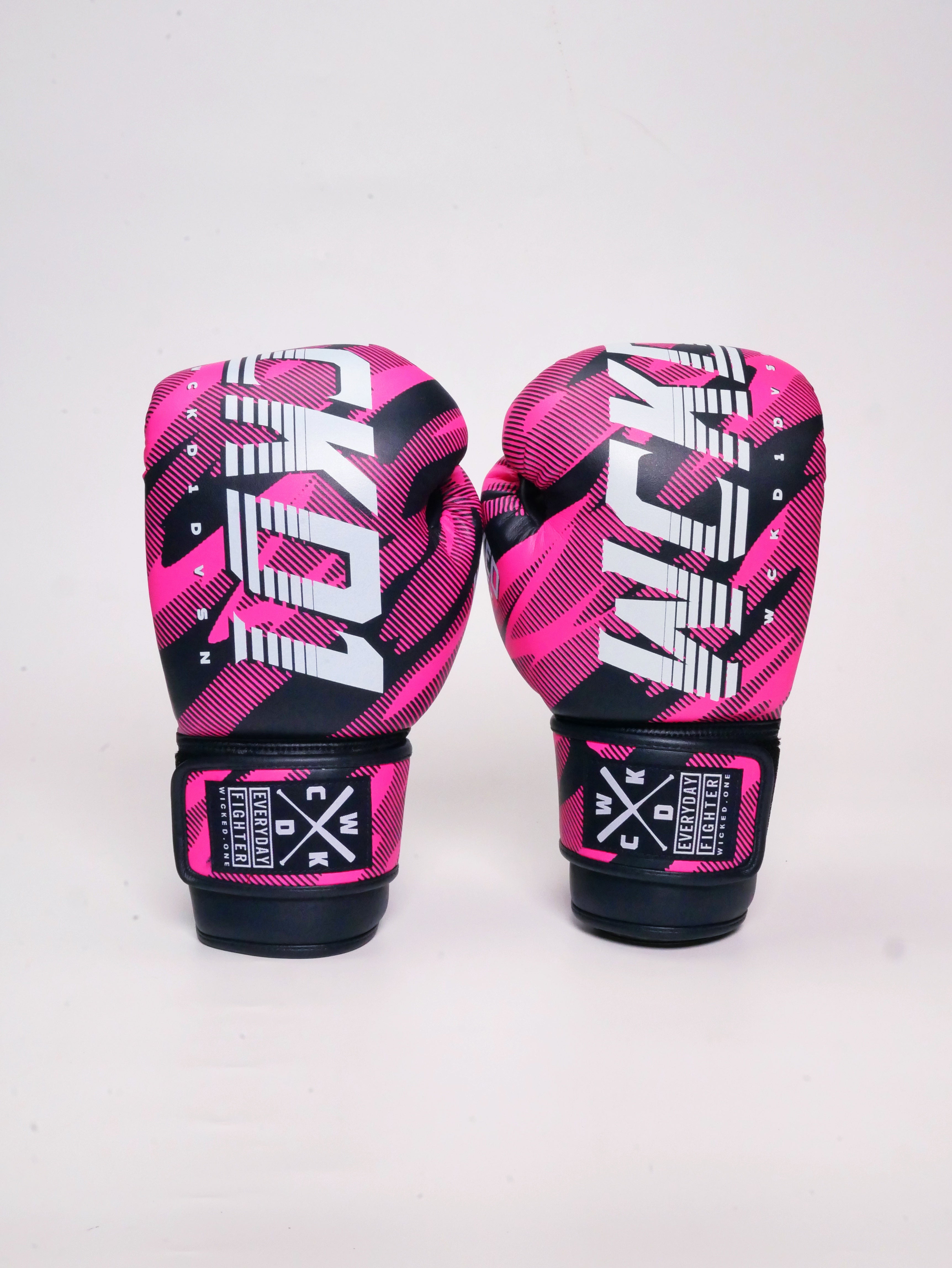 Wicked1 Boxing Gloves UPSET (MF)Track padding (High density latex)
