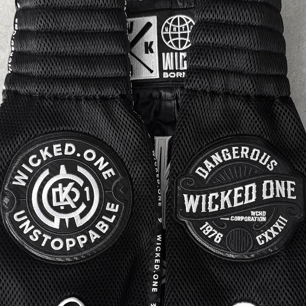 Wicked1 MUAY THAI SHORTS CAIMAN BLACK/GREY