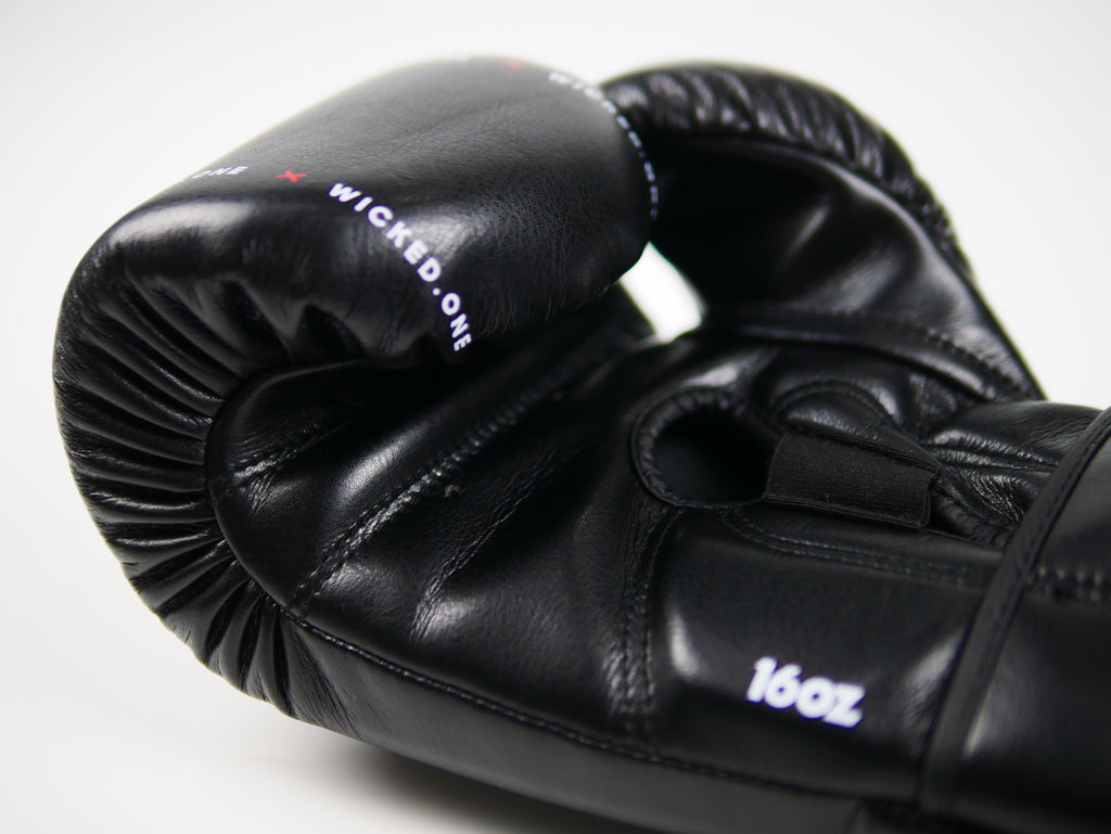 Wicked1 Boxing Gloves TURN OFF