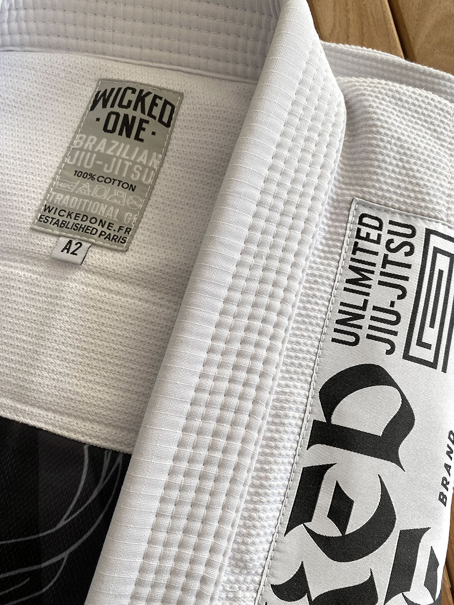 Wicked1 Kimono SAMURAI White