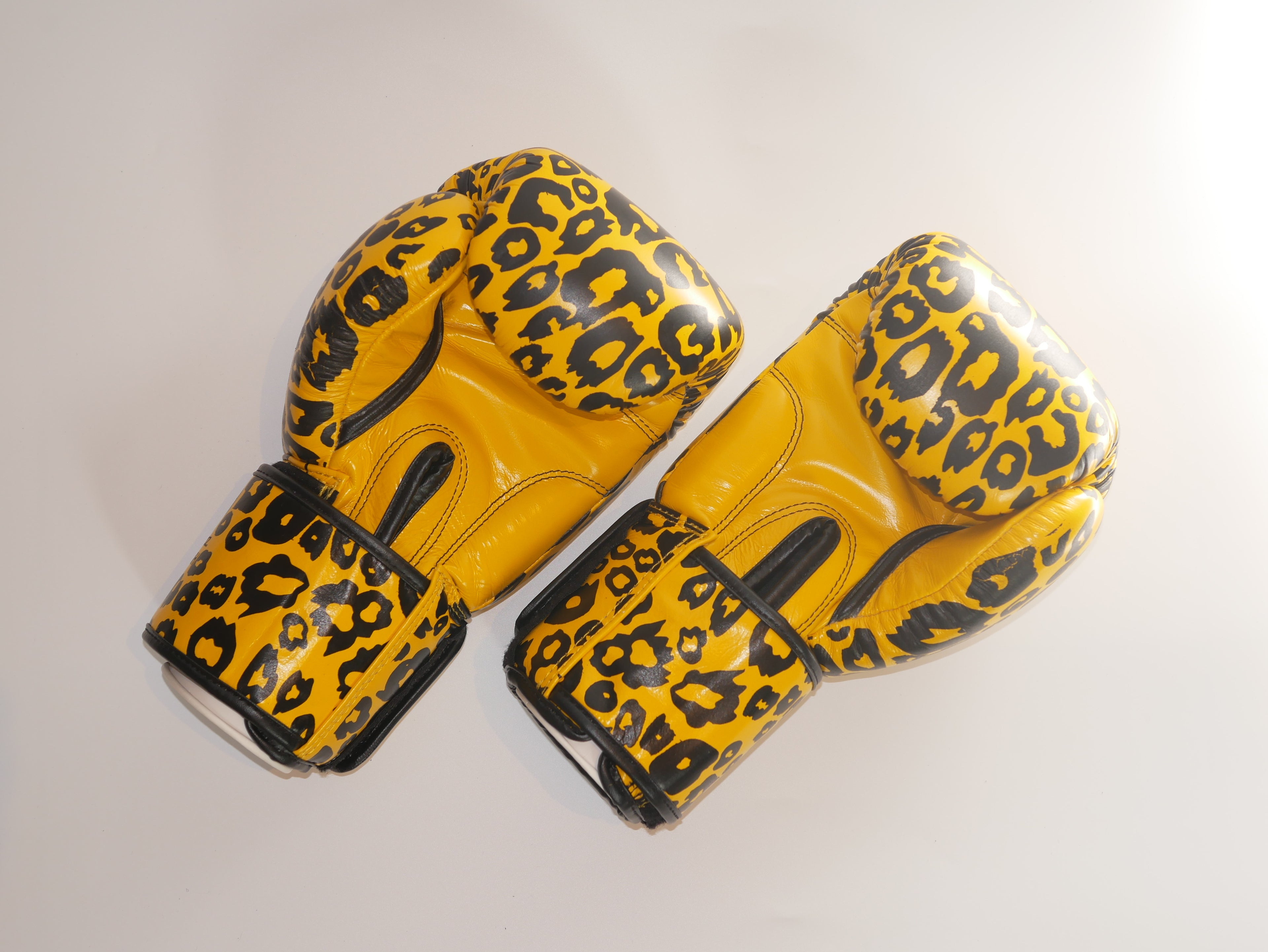 Windy Boxing Gloves Velcro Leopard *Limited Edition* — view 3, fight gear Phuket | MMAGuy